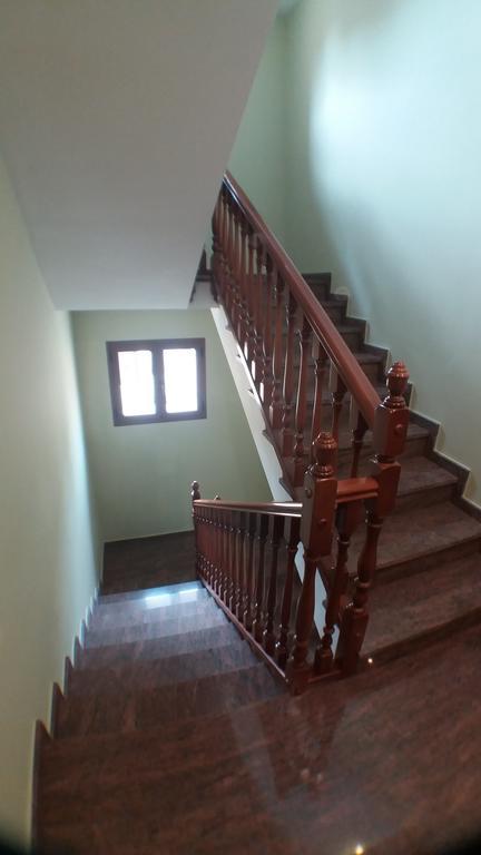Monzón Hostal Venecia II מראה חיצוני תמונה